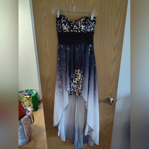 Junior's party dress